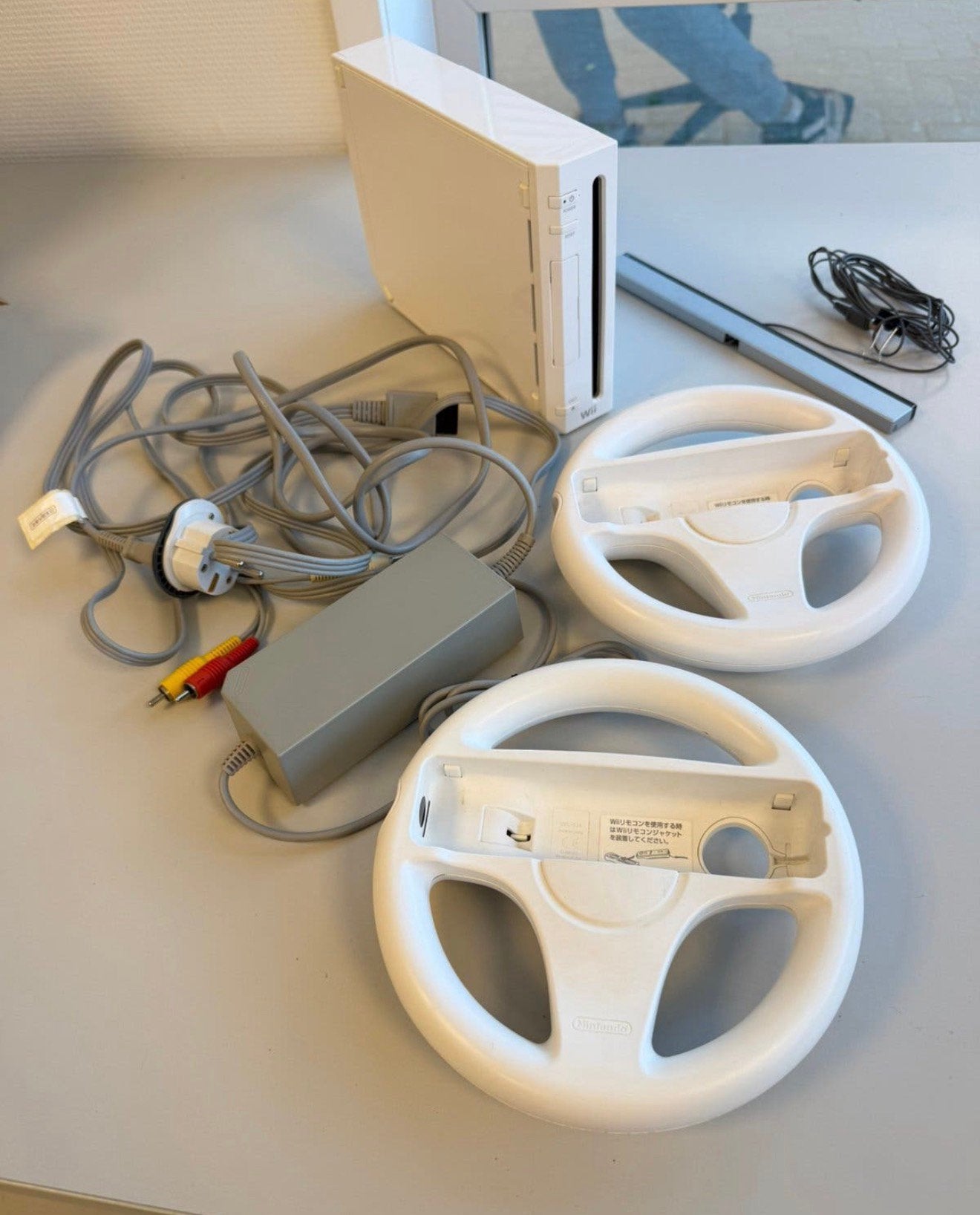 Câbles japonais pour Nintendo Wii + 2 JPN sans manettes, Consoles de jeu & Jeux vidéo, Enlèvement ou Envoi, Comme neuf, Sans contrôleur