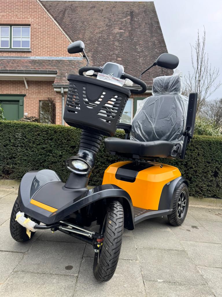Zo goed als nieuw Scootmobiel L&M presto invalide scooter, Ophalen of Verzenden, Zo goed als nieuw
