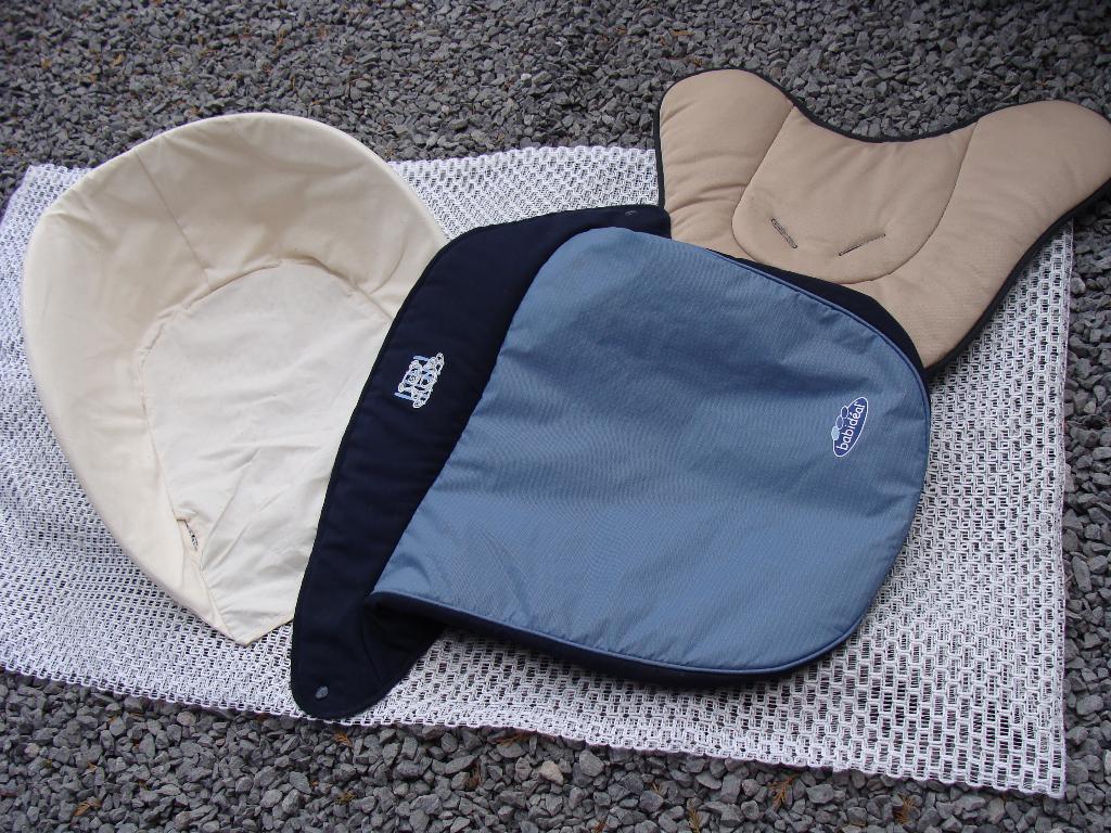 lot bavoirs, protège landau, brosses à cheveux, prise témoin, Kinderen en Baby's, Overige Kinderen en Baby's, Nieuw, Ophalen of Verzenden