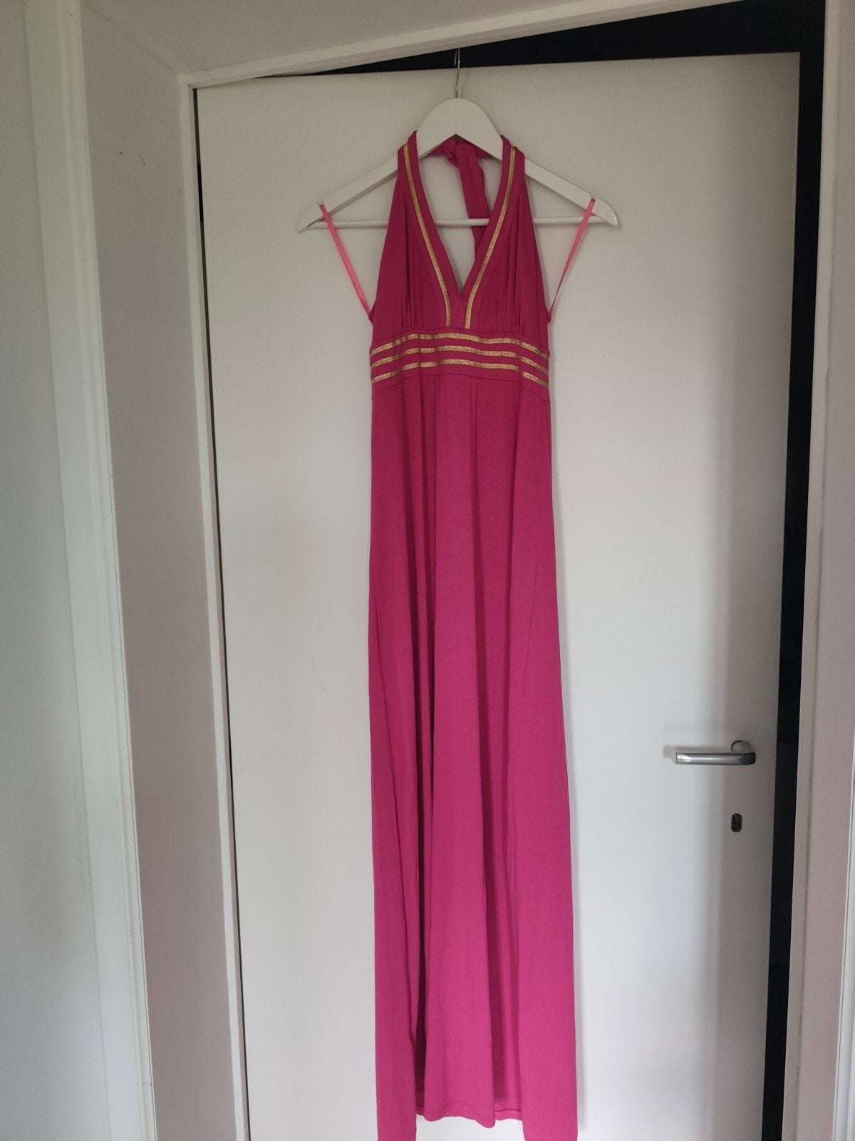 Lange zomerjurk met blote rug en schouders, zeer comfortabel, Kleding | Dames, Le Vertige, Ophalen of Verzenden, Nieuw, Maat 38/40 (M)