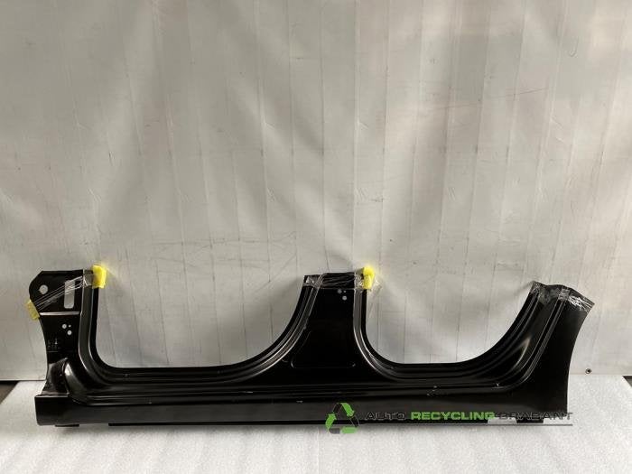 Seuil gauche d'un Citroen C3 Picasso, -, 3 mois de garantie, Utilisé, -
