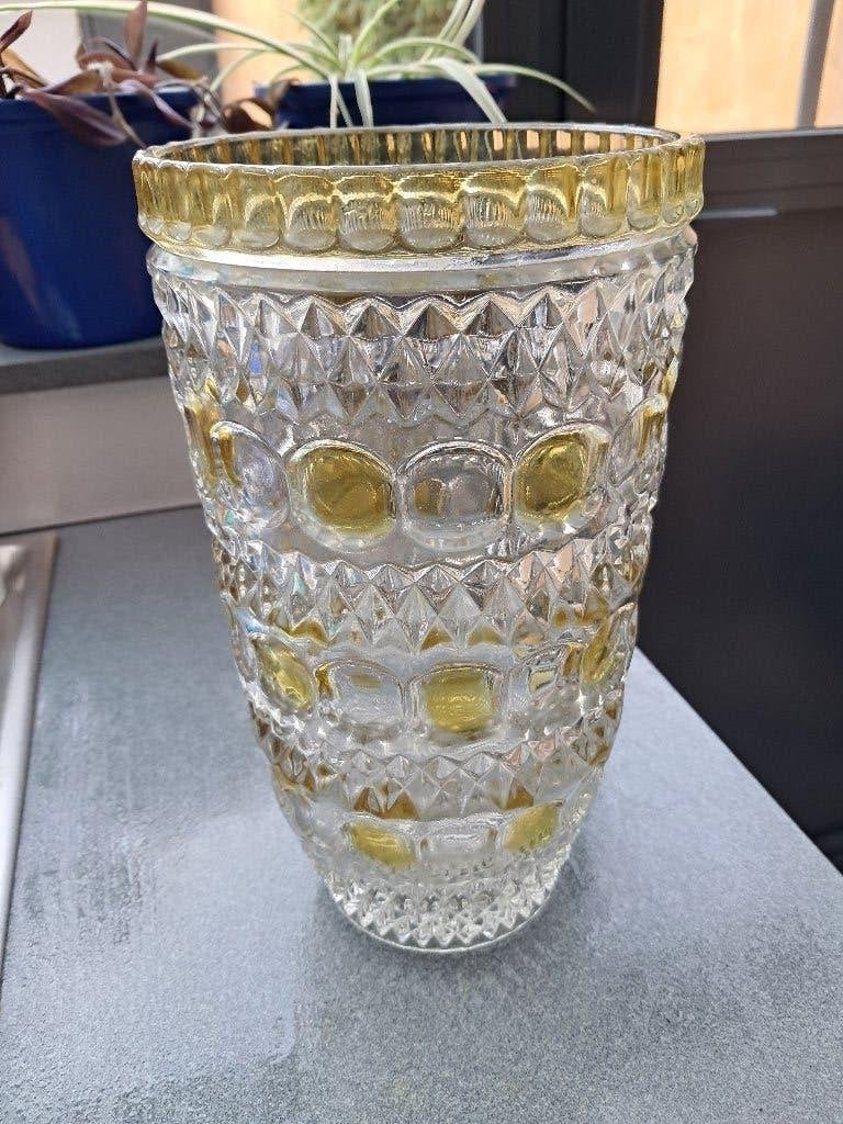 vaas kristal 26 cm hoog, vintage, gele accenten, Ophalen of Verzenden