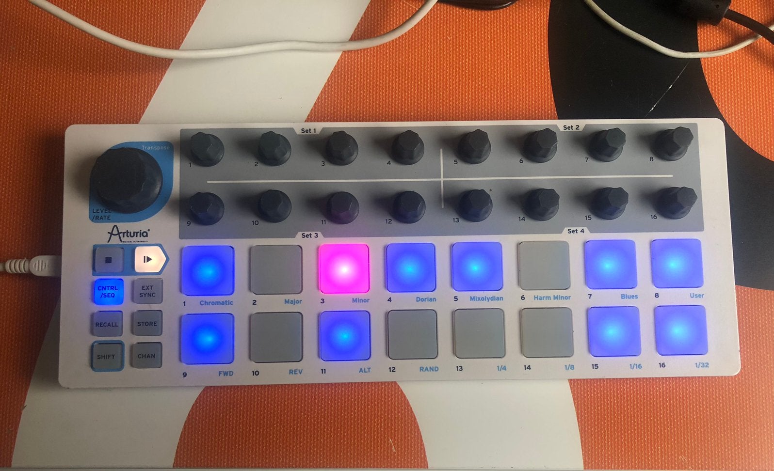 Arturia Beat Step, Muziek en Instrumenten, Ophalen, Zo goed als nieuw