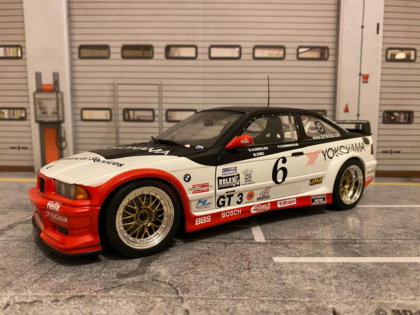 BMW e36 GTR UT Models 1/18, Enlèvement, UT Models