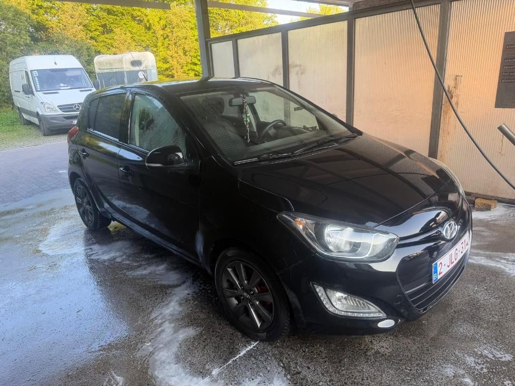 Auto benzine Hyundai I20, Auto's, Voorwielaandrijving, Euro 5, Stof, Zwart