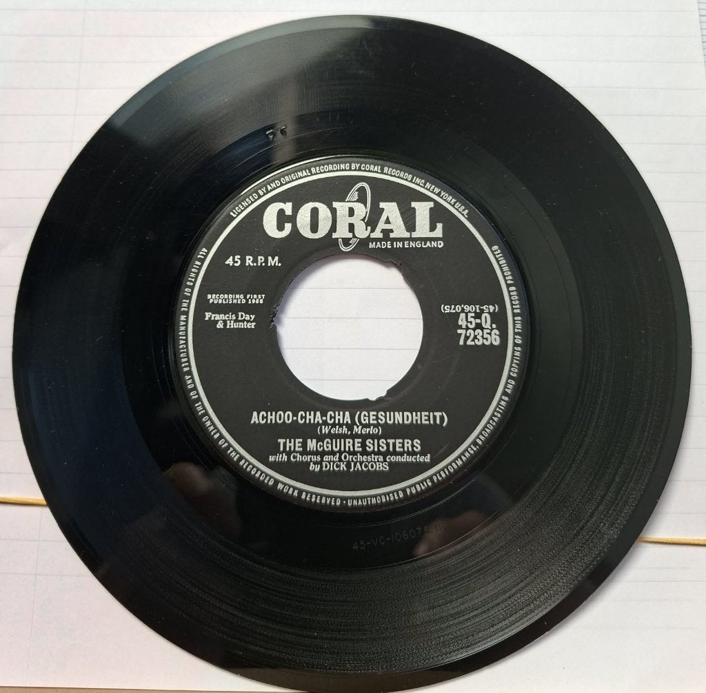 Popcorn Groove / The McGuire Sisters - Achoo-cha-cha, Enlèvement ou Envoi, Pop, 7 inch, Utilisé