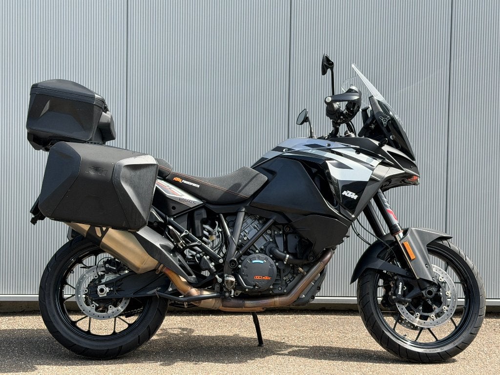 KTM 1290 Super Adventure S met Quickshifter / 1ste eigenaar!, Motoren, 2 cilinders, Occasion, Handvatverwarming, Motorrijbewijs A