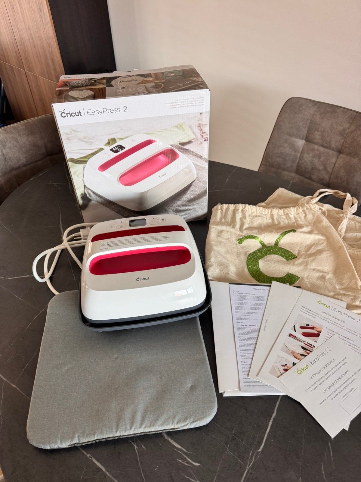 Cricut Easypress 2 NIEUW, Hobby en Vrije tijd, Overige thema's, Geschikt voor stof, Nieuw, Ophalen of Verzenden