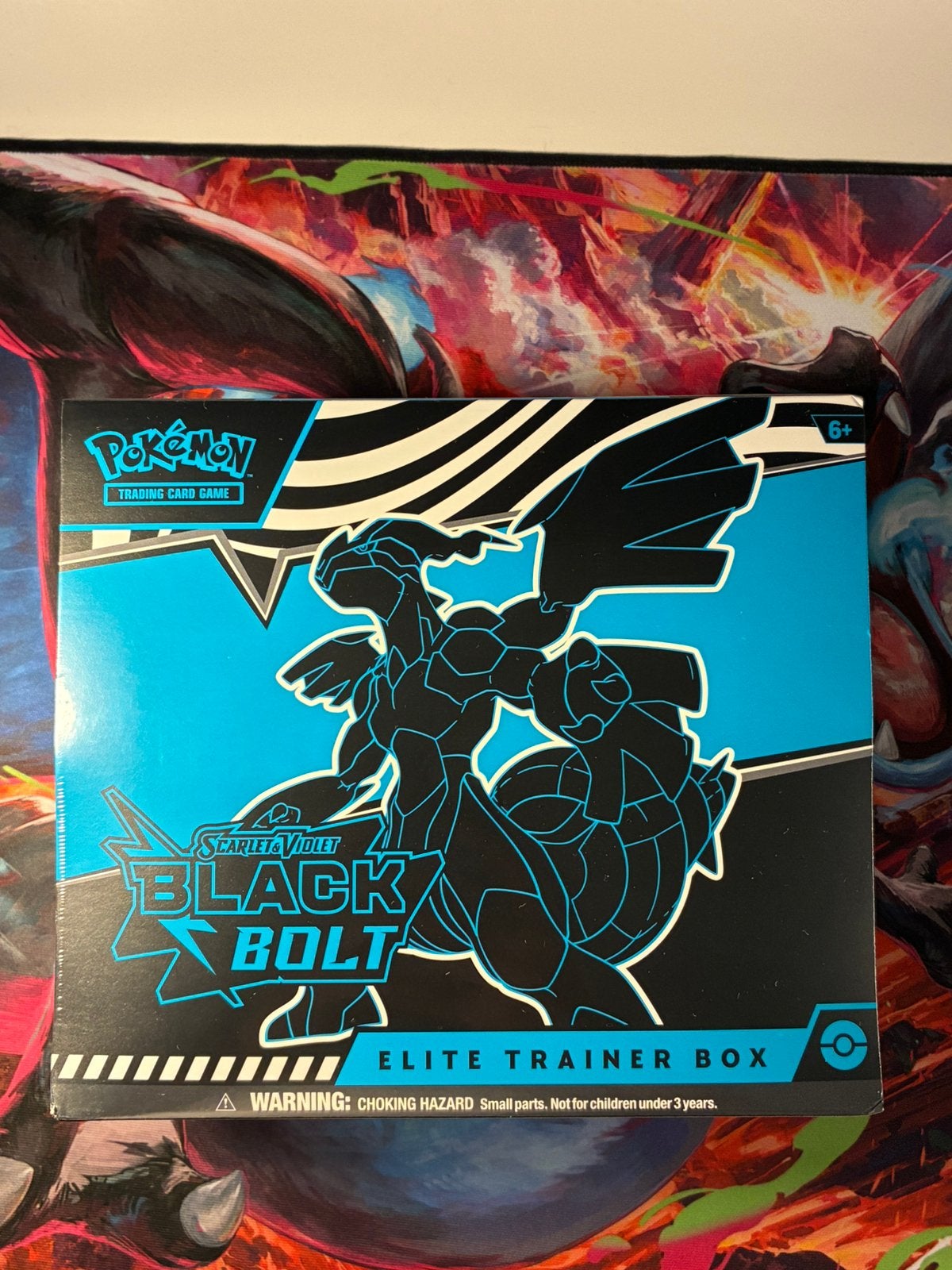 Black Bolt Elite Trainer Box (sealed), Ophalen of Verzenden