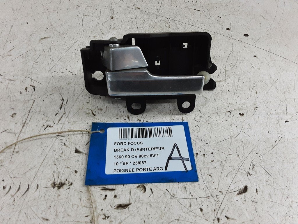 PORTIERGREEP BUITEN LINKS ACHTER Ford Focus 2 Wagon, Gebruikt, Mevr. I. Hauben, Ford, Rue de l'Espoir 34 34
4030  GRIVEGNÉE, BE