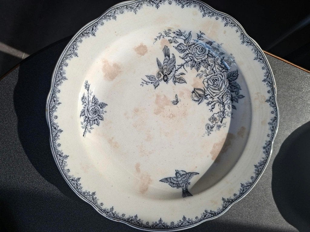 Grote antieke serveerschotel Nimy Pinsons–33 cm ( 1890/1910), Antiquités & Art, Enlèvement