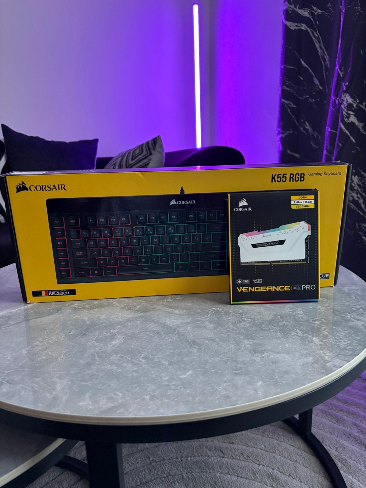 Corsair ram 2x 8gb en corsair keyboard, Computers en Software, RAM geheugen, Ophalen, Zo goed als nieuw