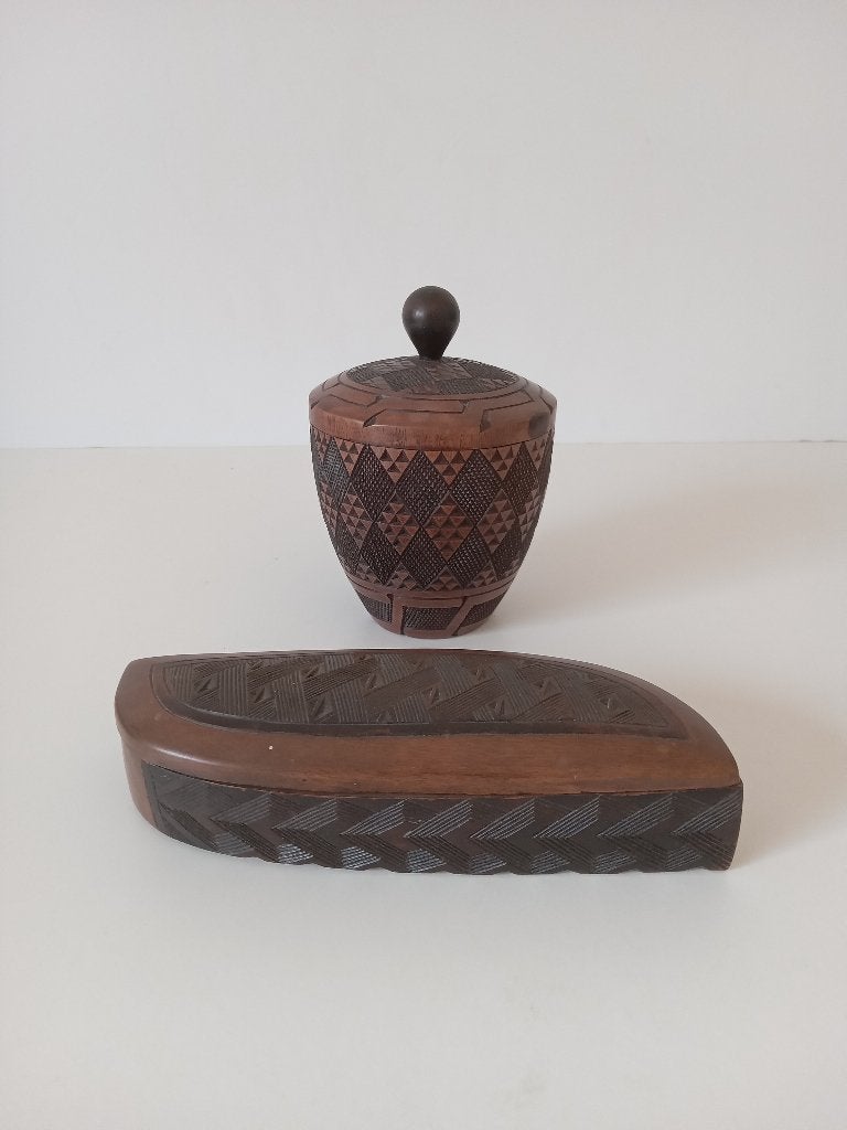 2 jolies boîtes Kuba, Antiquités & Art, Art | Art non-occidental, Afrique, Brun, Bois, Boîte