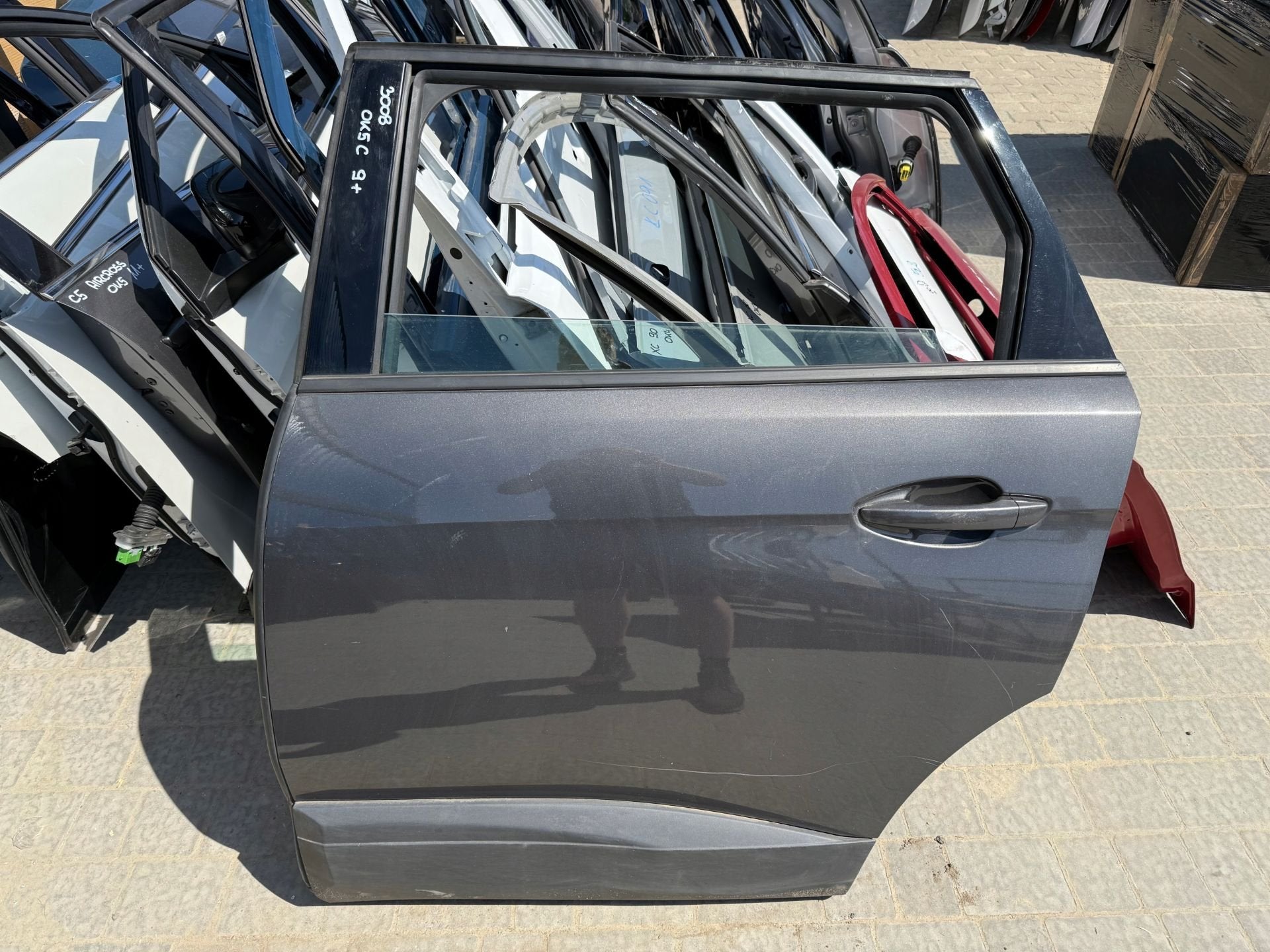 Peugeot 5008 II Portier Links 5008, Taurusavenue 1
2132 LS  Hoofddorp, NL, Contact.group@renault.com, Stellantis N.V., Utilisé