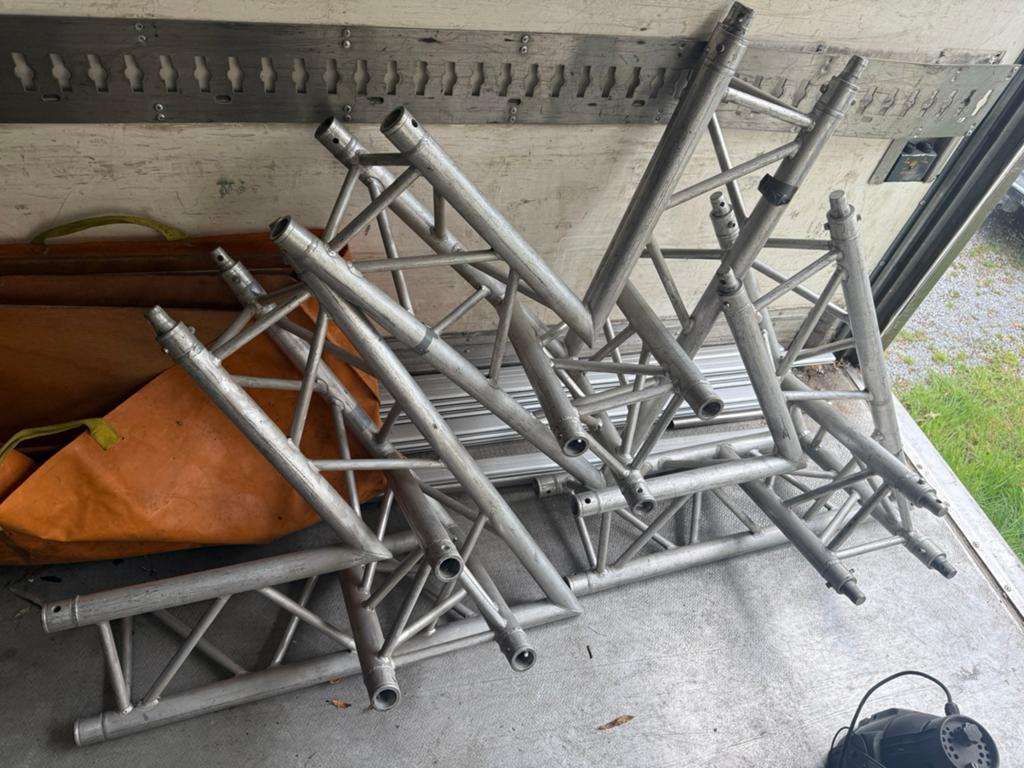 Alur / globalltruss 3hoek hoeken x30d, Ophalen, Zo goed als nieuw