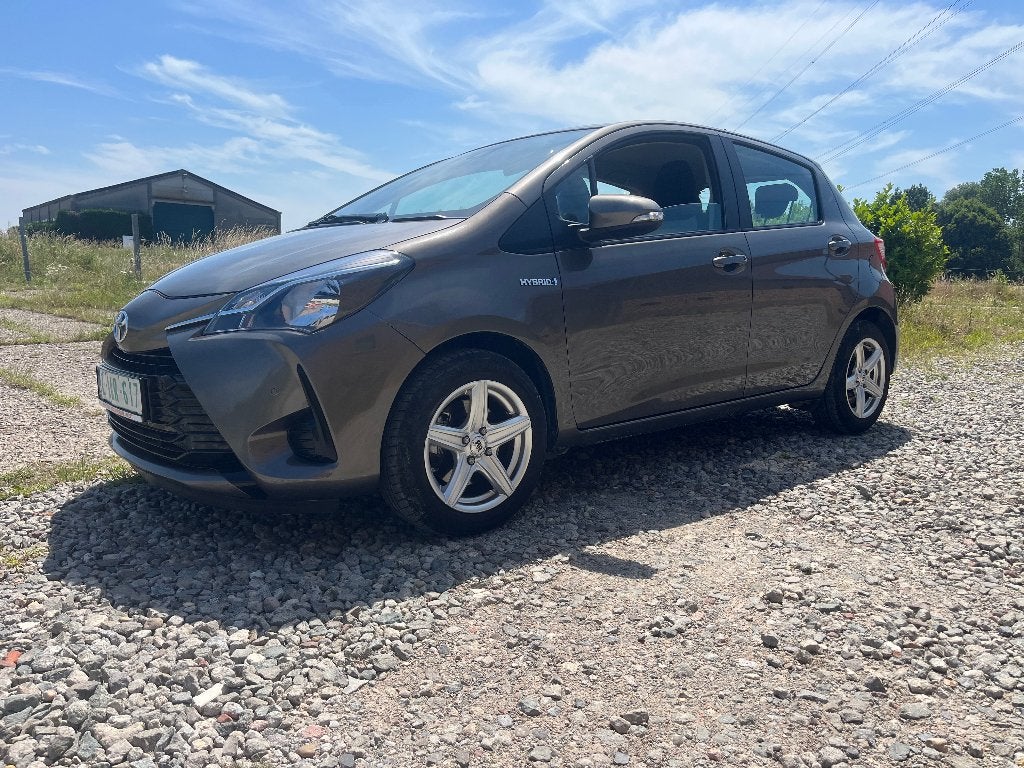 Toyota Yaris 1.5 hybride ⛽️ Automatique, Argent ou Gris, Achat, Euro 6, Entreprise