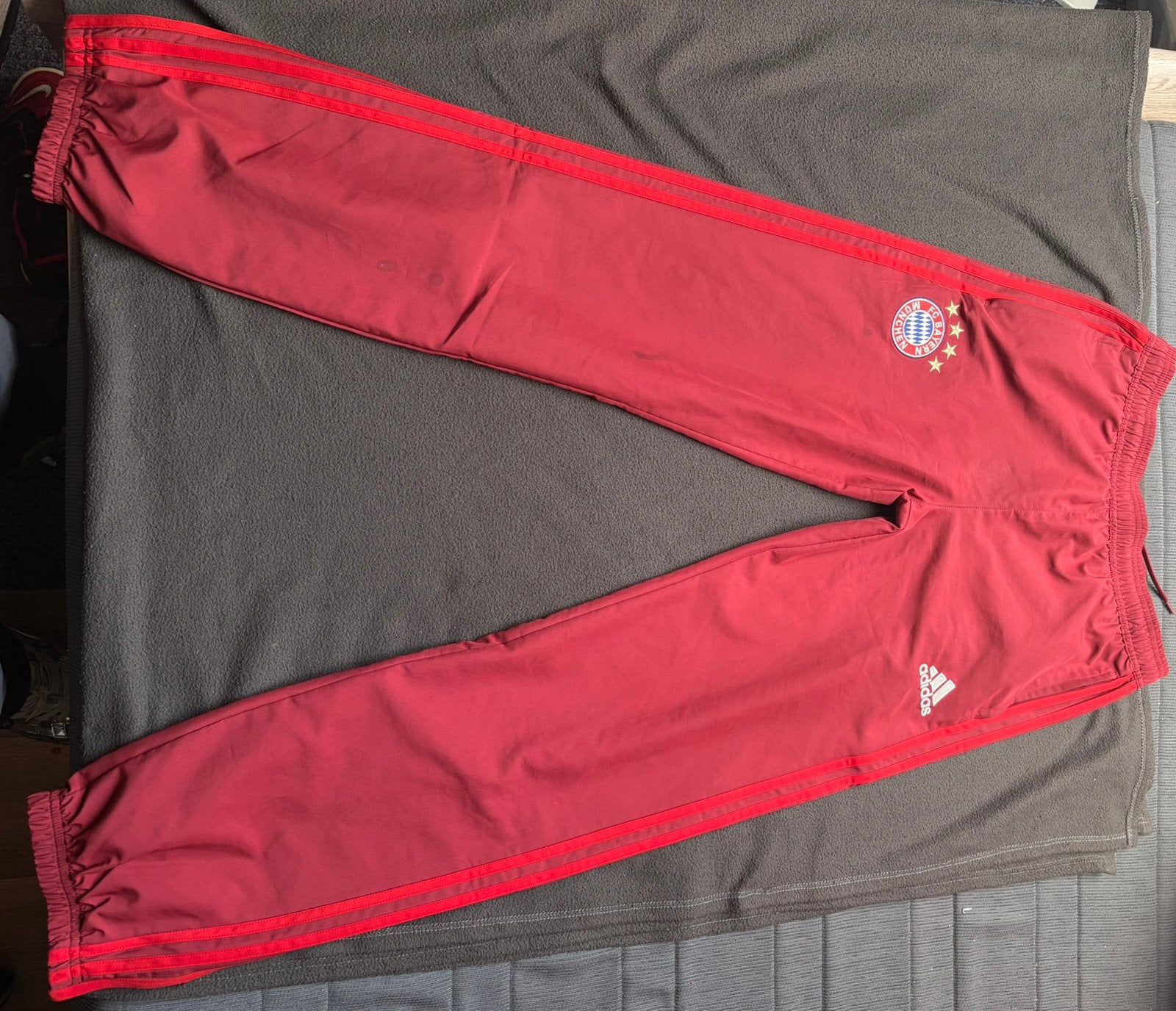 Survêtement adidas bas, Envoi, Comme neuf