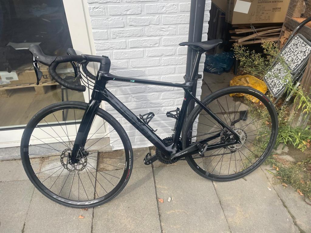 Bianchi infinito, Ophalen, Zo goed als nieuw