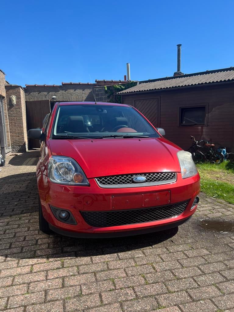 Ford Fiesta 1.6 TDCi, Achat, Boîte manuelle, Particulier, Fiësta
