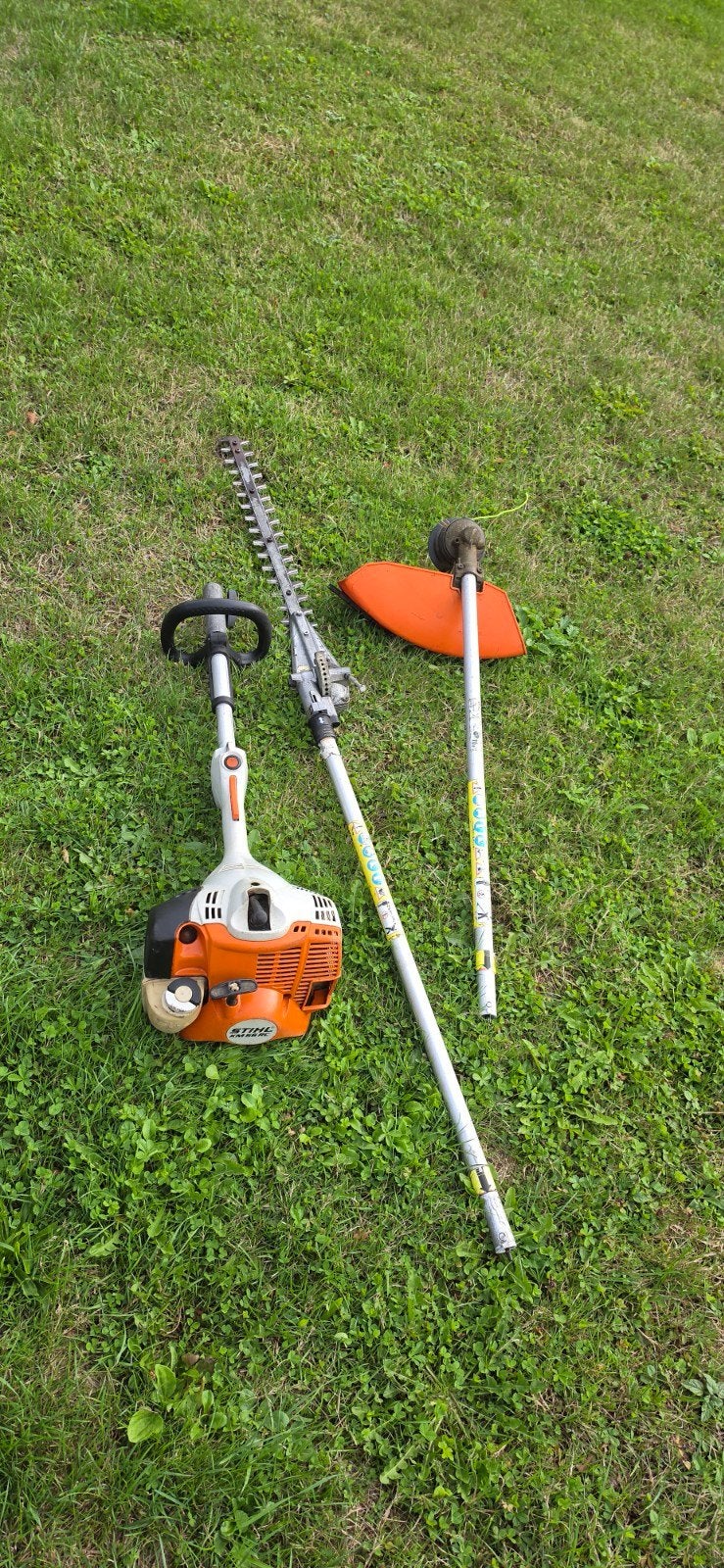 STIHL KM 56 RC Kombi – Débroussailleuse + taille-haie sur pe, Enlèvement