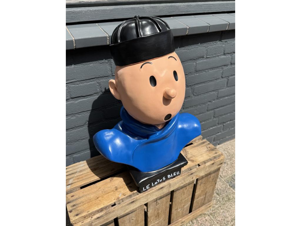 Kuifje Buste beeld