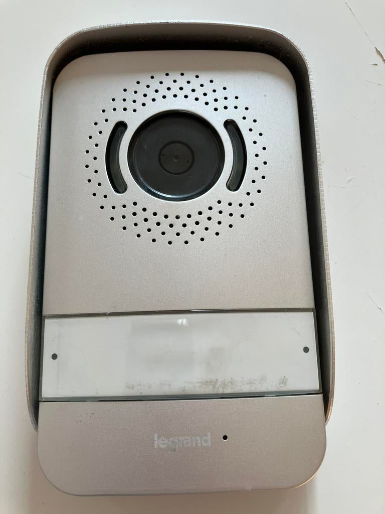 Buitenpost deurbel Legrand, Ophalen, Gebruikt