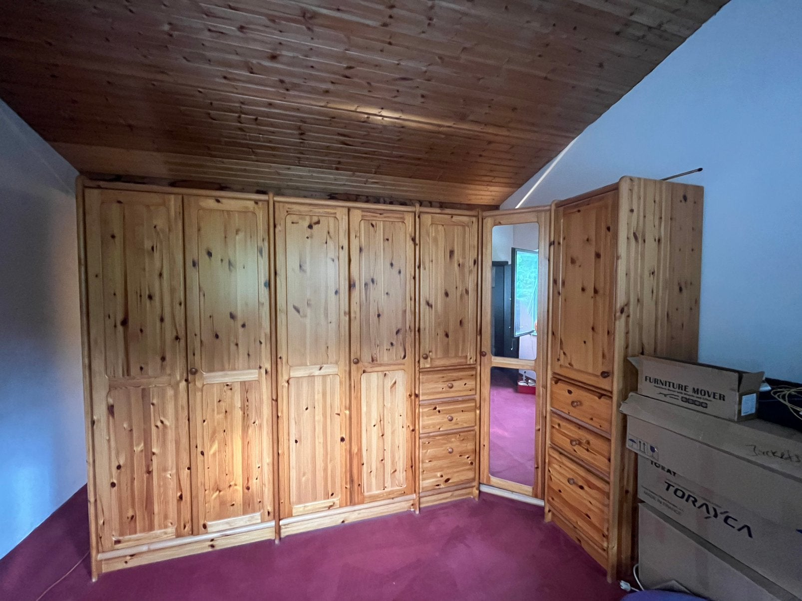 Garde robe d’angle en pin massif avec miroirs, Maison & Meubles, Enlèvement, Comme neuf, Pin