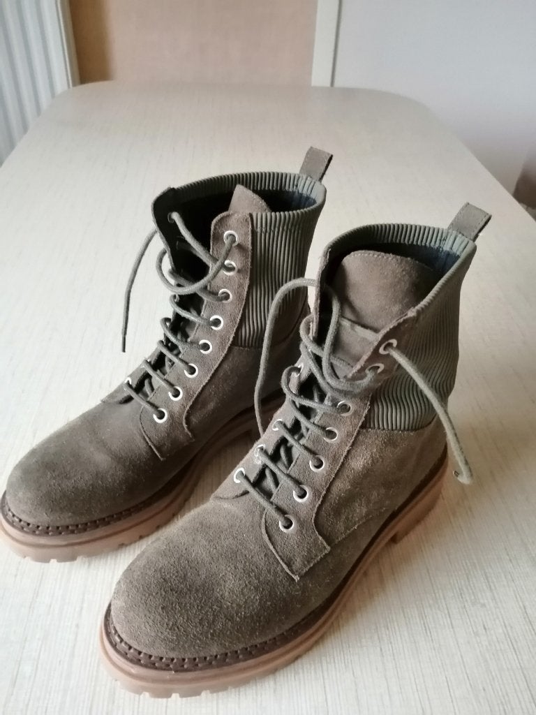 mooie laarsjes maat 41, Ophalen of Verzenden, Zo goed als nieuw, Lage of Enkellaarzen
