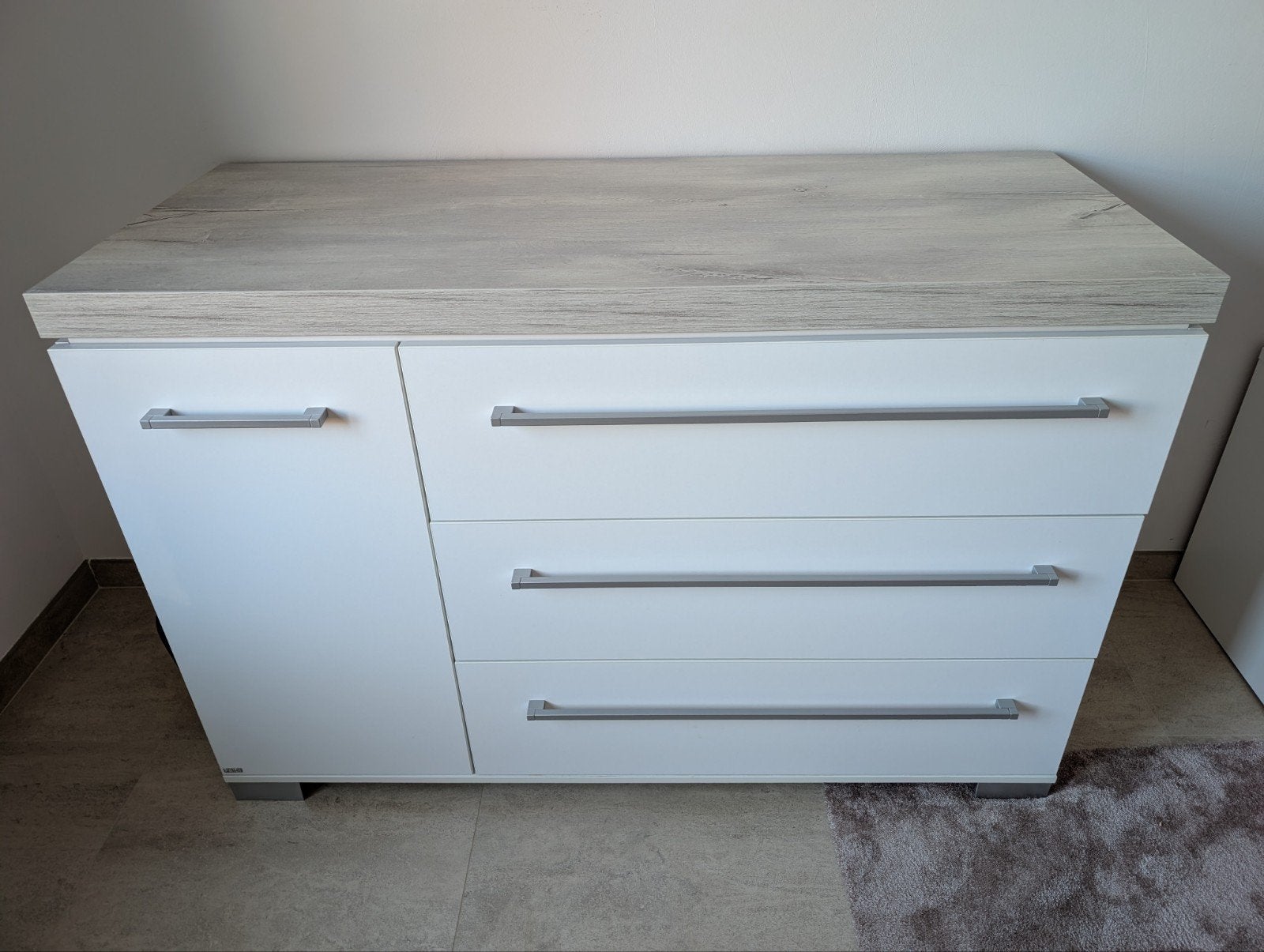 Commode - Paidi Kira Krijtwit - incl. verzorgingstafel, Ophalen, 50 tot 70 cm, Opstaande rand, 100 cm of meer