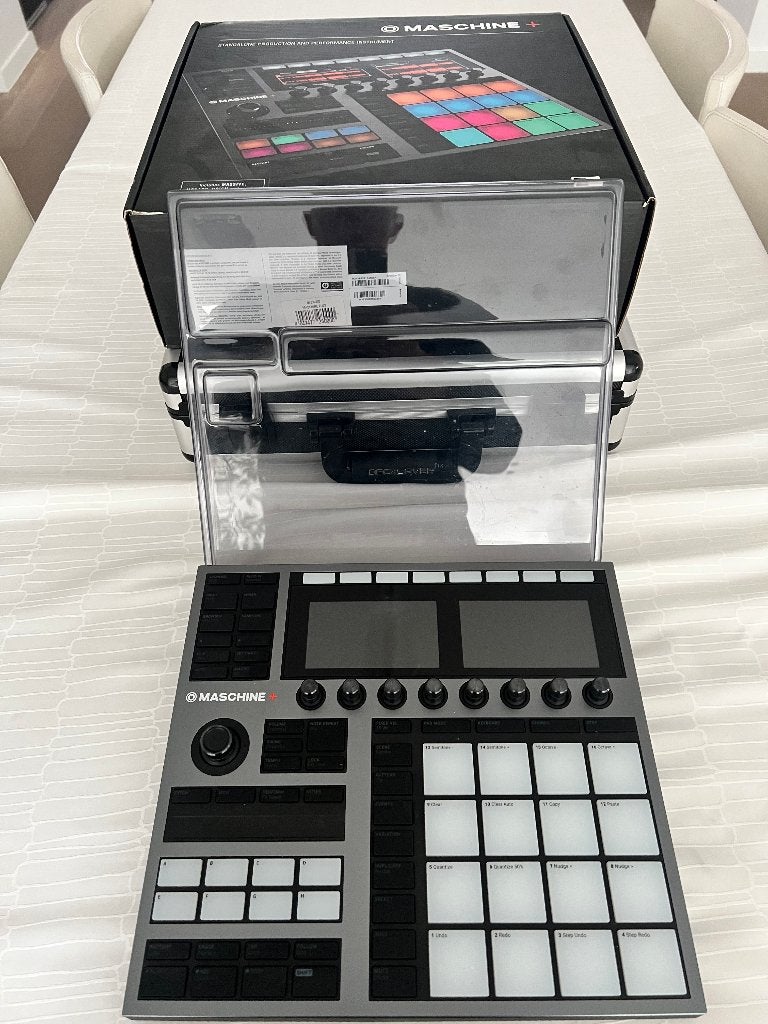 Native Instruments Maschine Plus - Étui - Housse, Enlèvement, Comme neuf