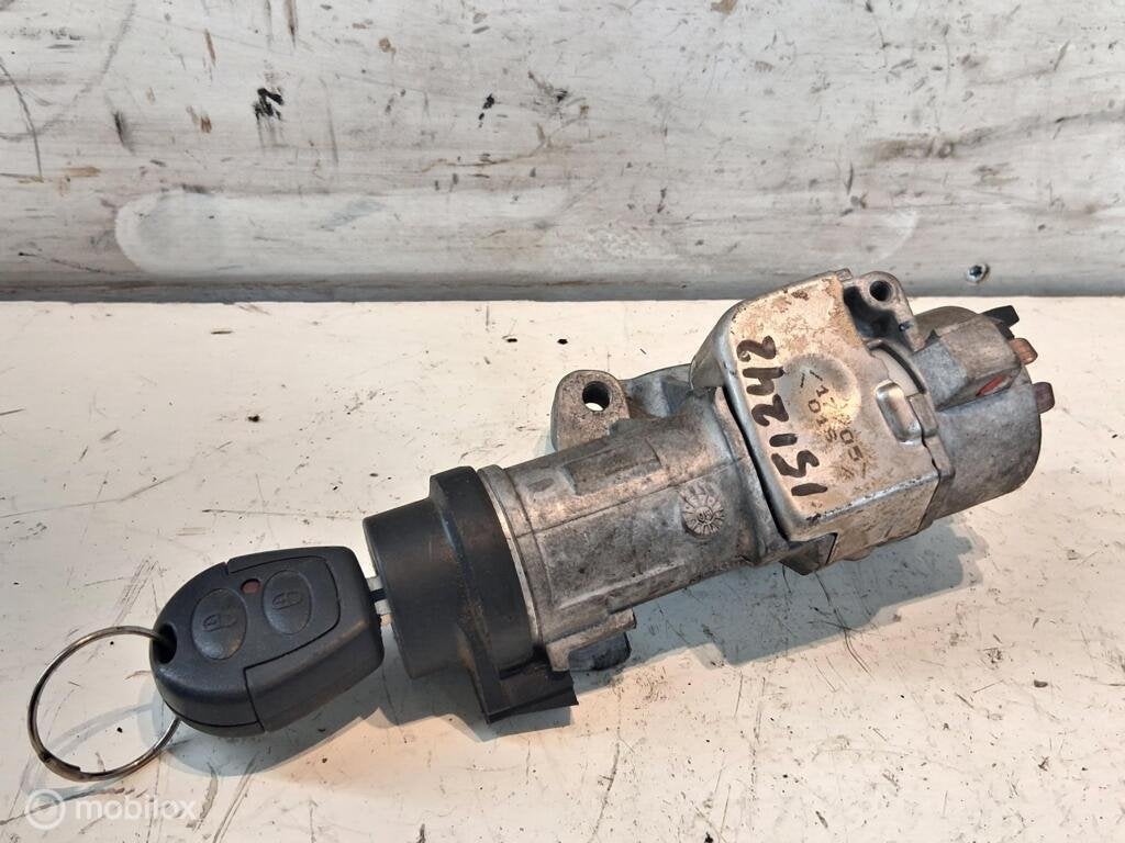 Contactslot + sleutel Vw Fox ('05-'11) 4B905851, Auto-onderdelen, Gebruikt, Volkswagen, Ophalen of Verzenden, Volkswagen