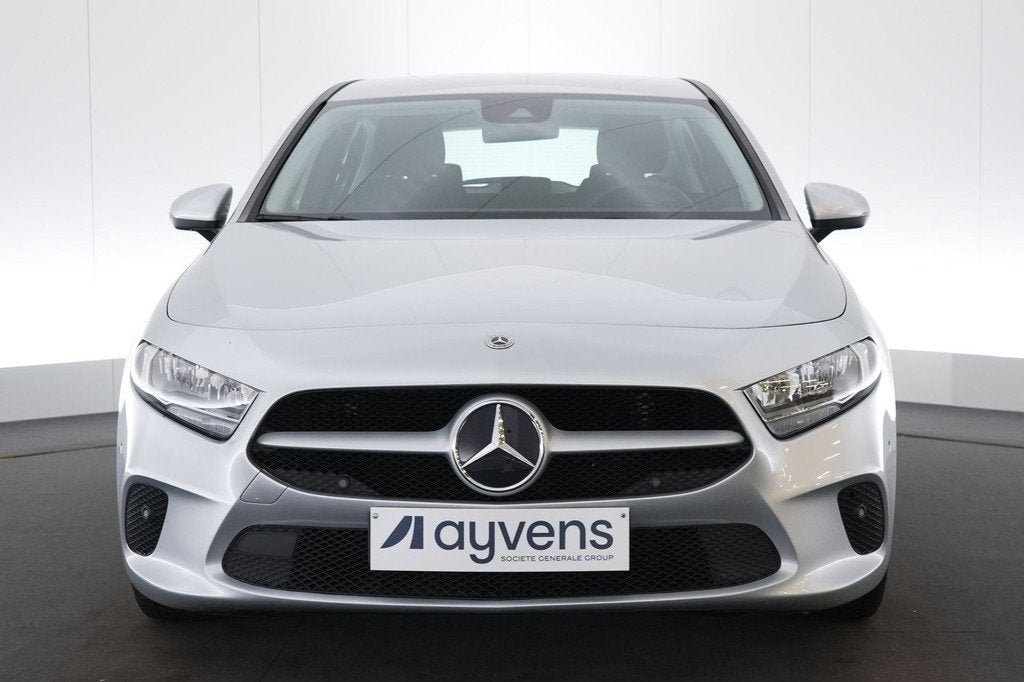 (2BUL621) MERCEDES-BENZ A-CLASS, Auto's, Stof, Gebruikt, Euro 6, 136 pk