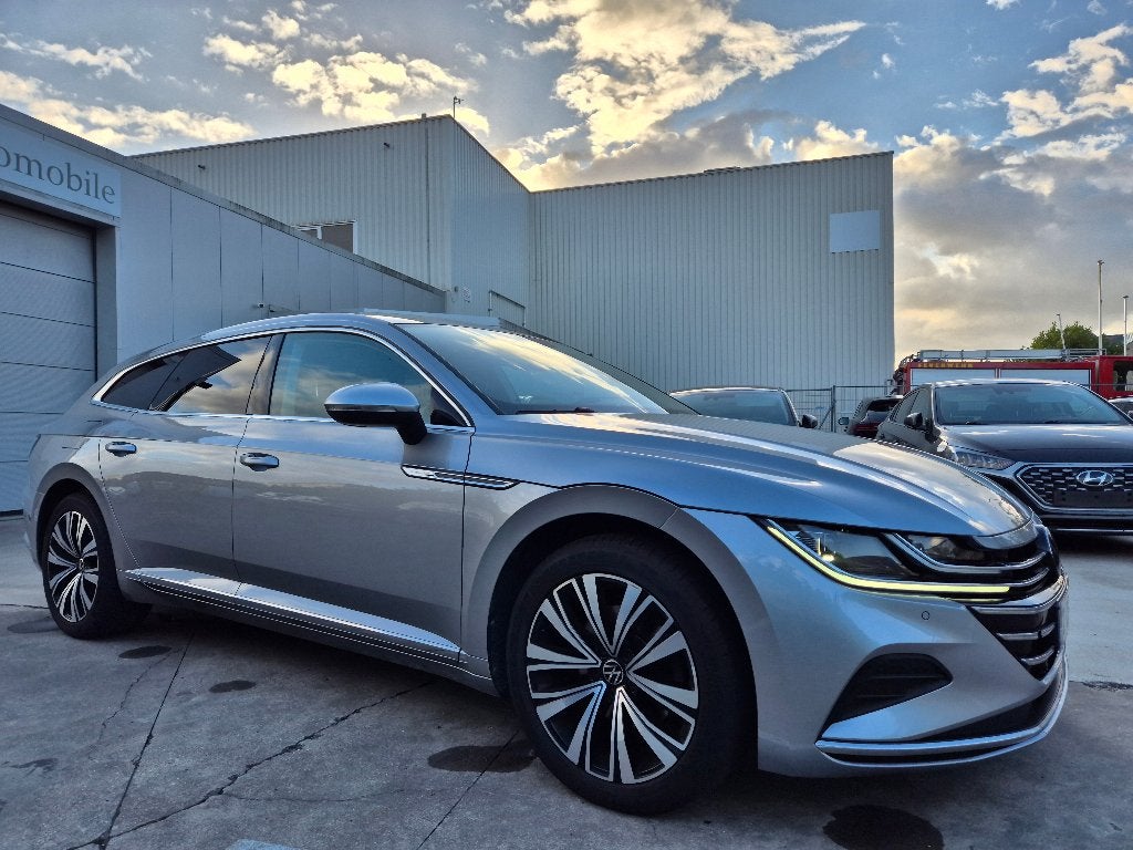 Volkswagen Arteon 1.4 Shooting Brake / PHEV eHYBRID / 2023 !, Auto's, Automaat, Dealer onderhouden, Arteon, 4 cilinders
