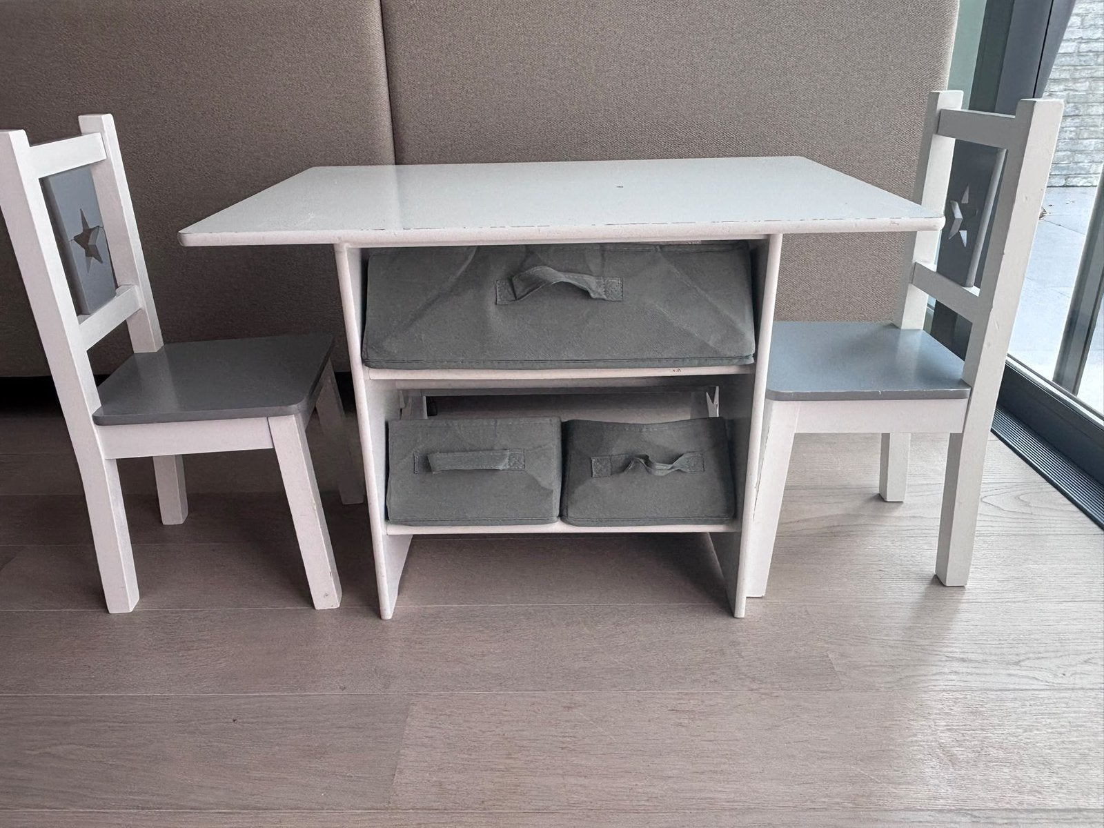 Table pour enfants KOW avec 2 chaises, Enlèvement ou Envoi, Comme neuf