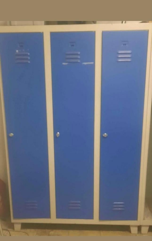 Armoire vestiaire, Enlèvement