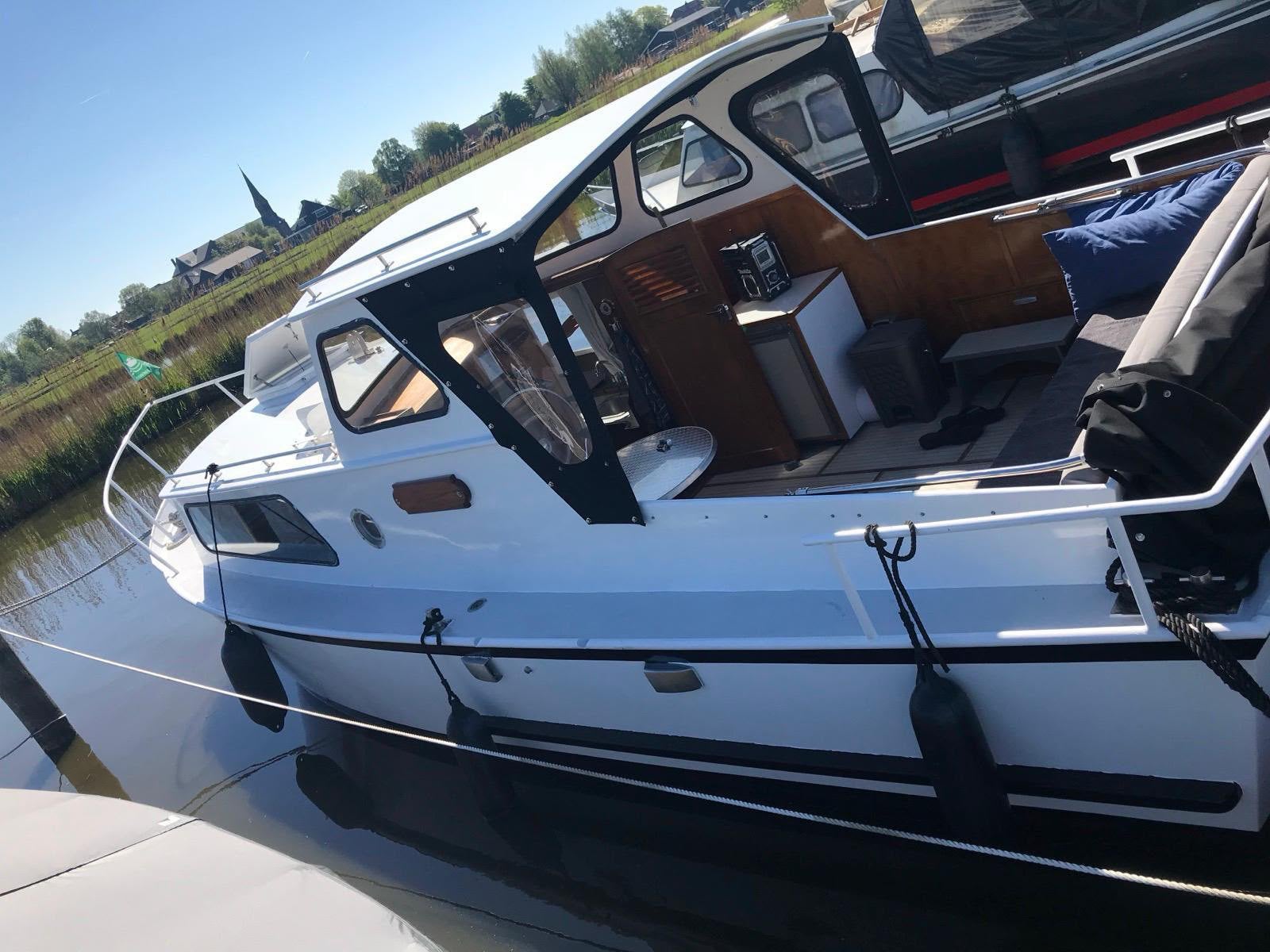 crown motoryacht RiverCruiser werf gebouwd NIEUWE MOTOR, Ophalen, Zo goed als nieuw, Keuken