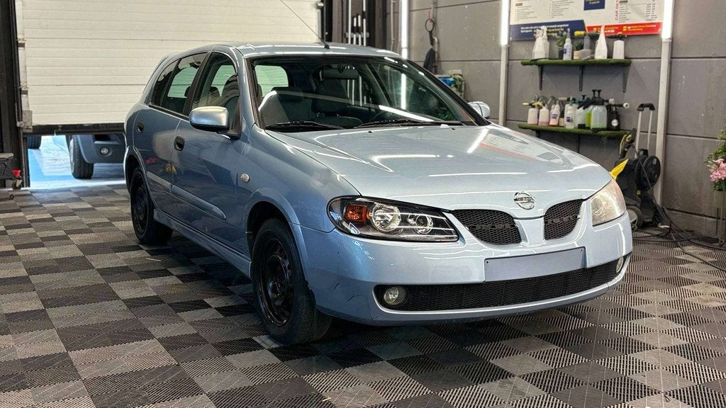 Nissan Almera BENZINE bj2006 MANUEEL 198000KM 5DEURS, Auto's, Nissan, Almera, 1497 cc, Gebruikt, 4 cilinders