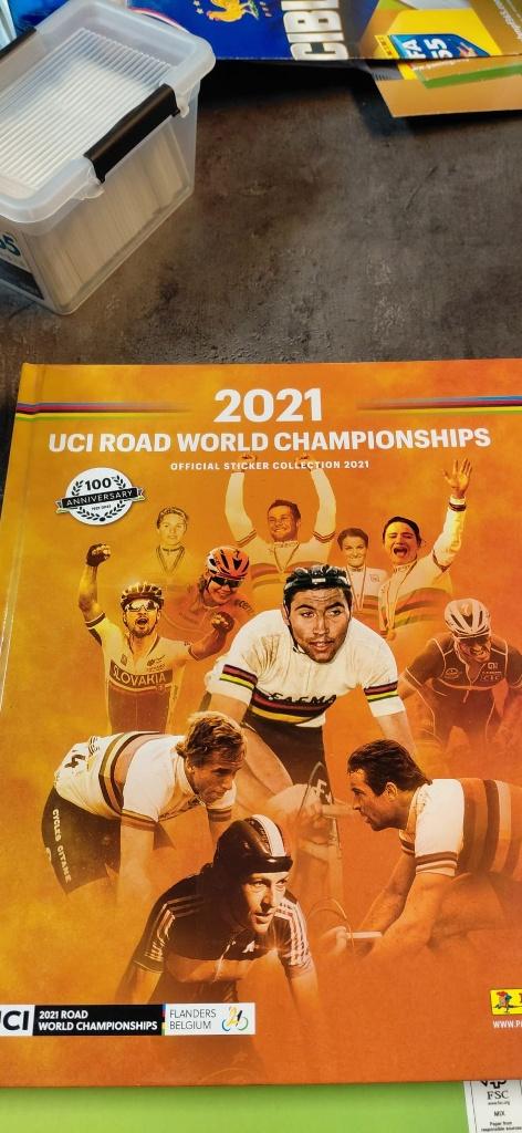 PANINI UCI ROAD WIORLDSHAMPOISHIP 2021, Ophalen