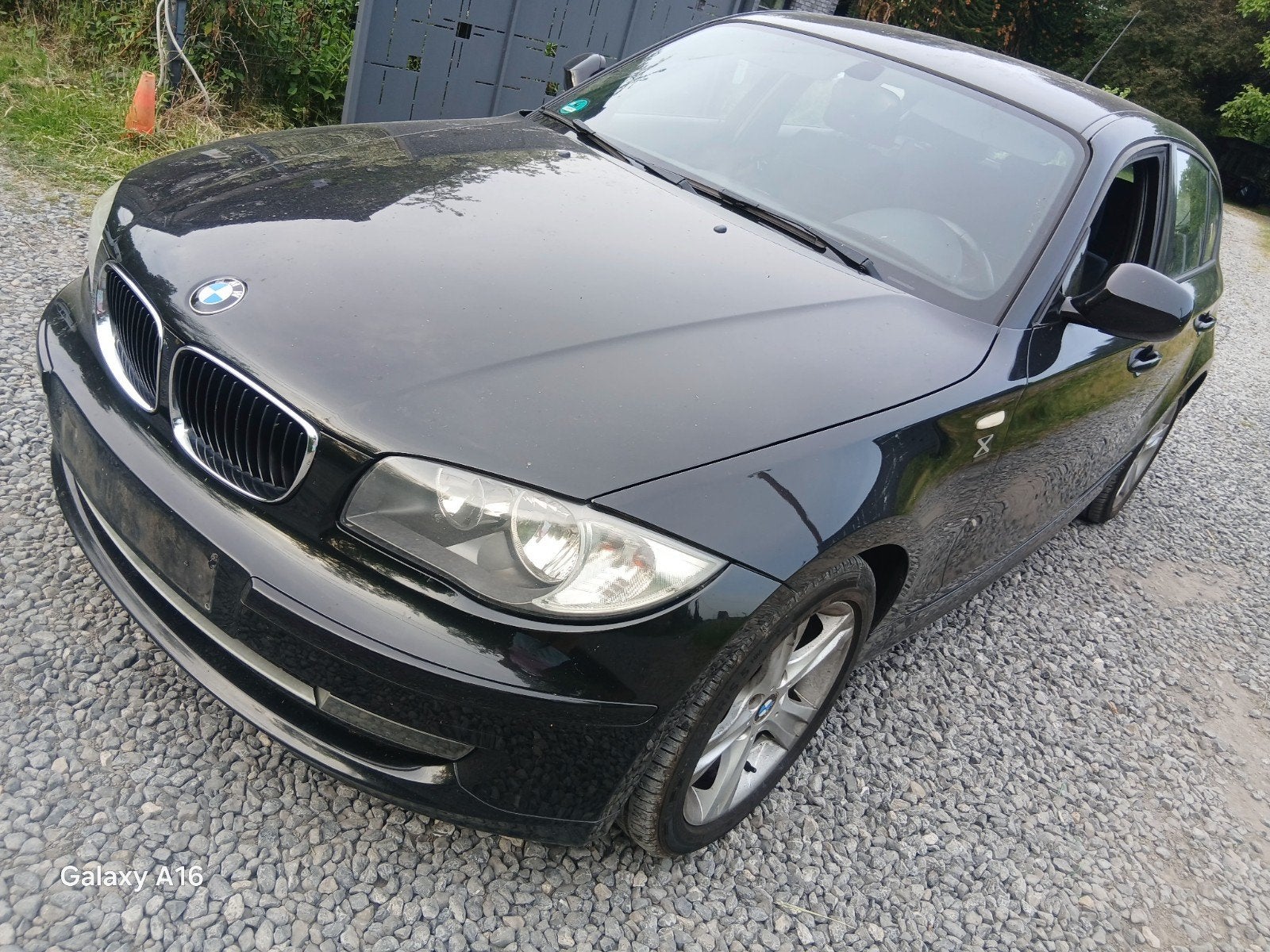 Bmw serie 116d e81 e82 e87 e88 n47d20a en pièces détachées, Autos, BMW, Particulier, Série 1, Radio, Rouge, Noir, Enlèvement