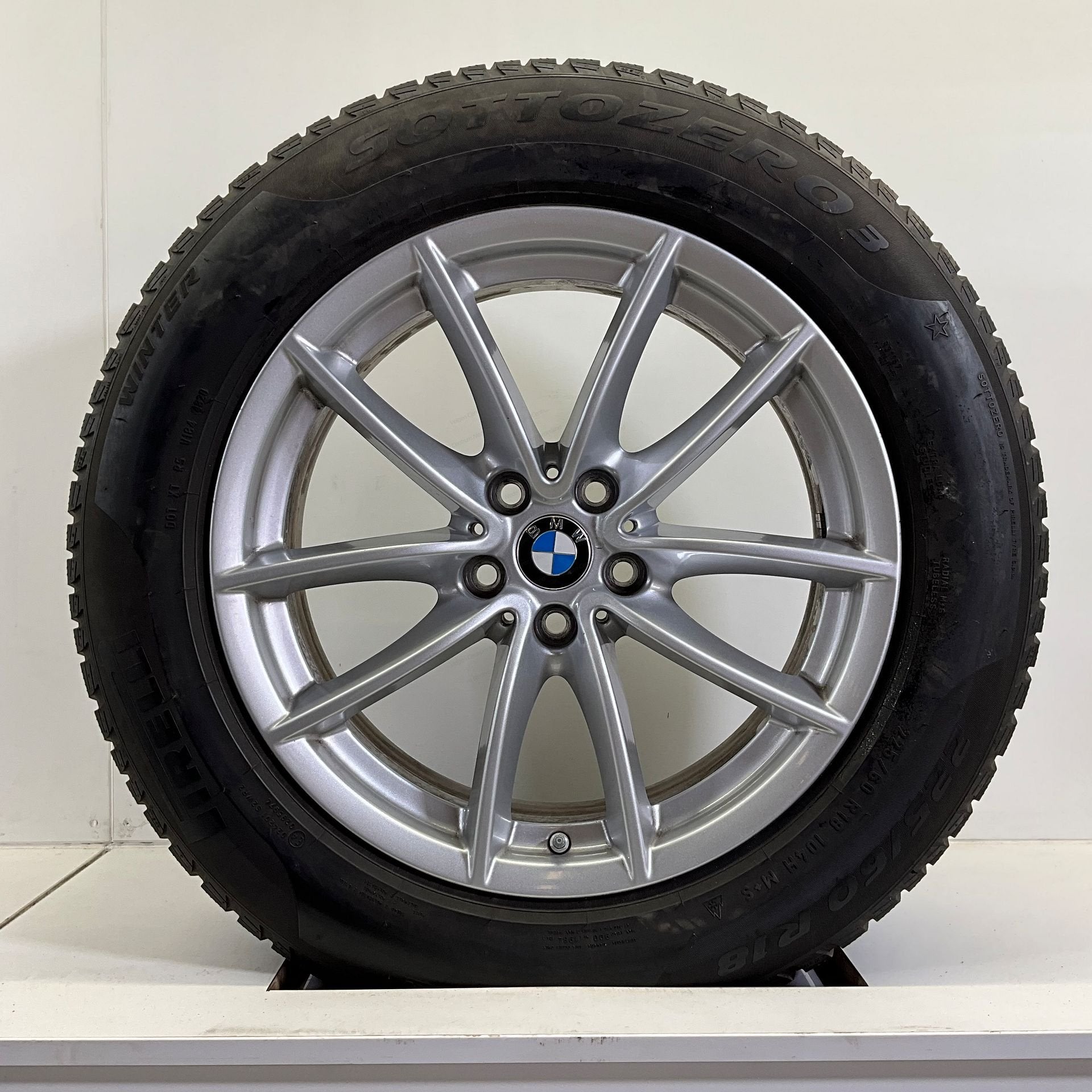 BMW X3 G01 X4 G02 SET VELGEN + WINTERBANDEN 18 INCH ORIG. 61, Auto-onderdelen, Banden en Velgen, 18 inch, Gebruikt, -, -