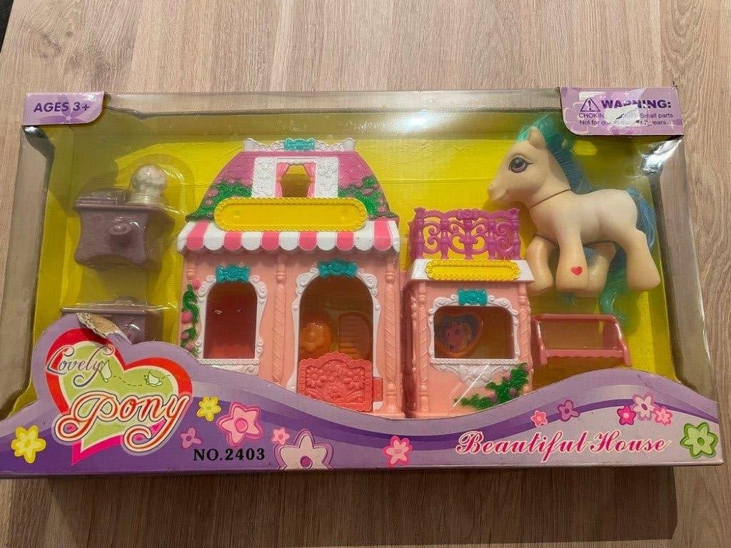 huisje met pony en attributen, Kinderen en Baby's, Ophalen of Verzenden, Nieuw