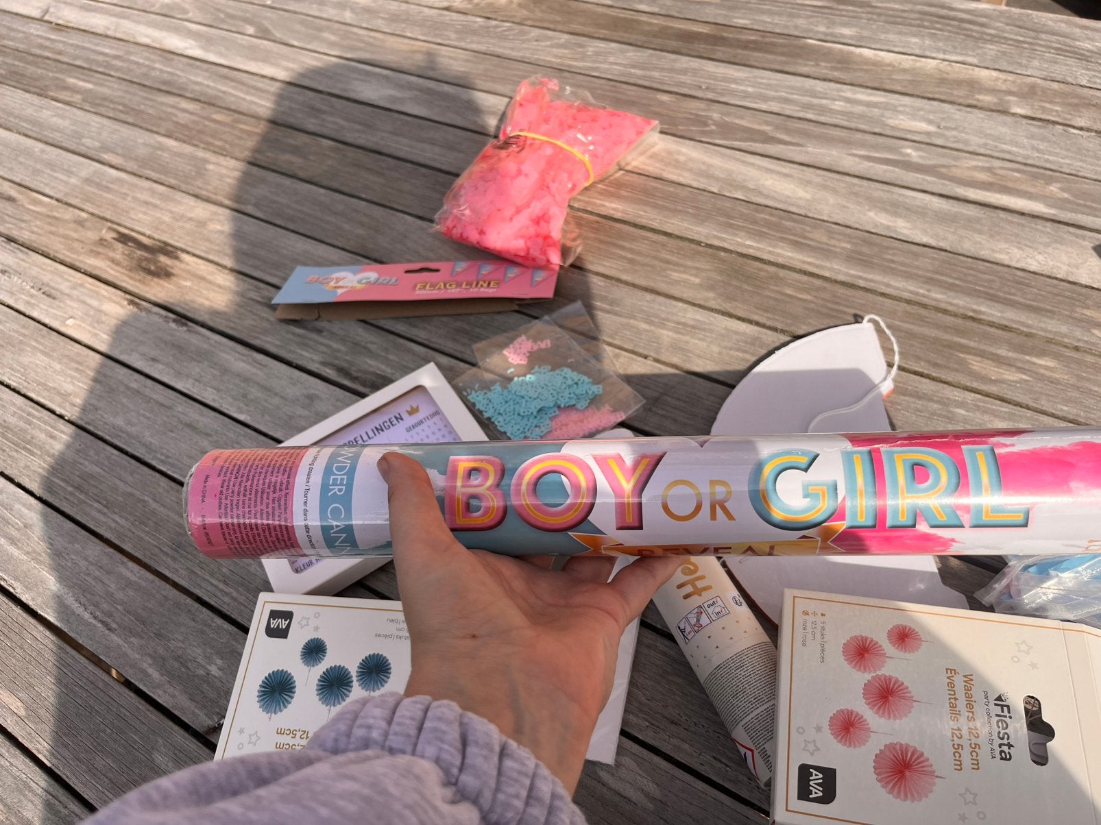 Materiaal gender reveal meisje, Ophalen, Gebruikt