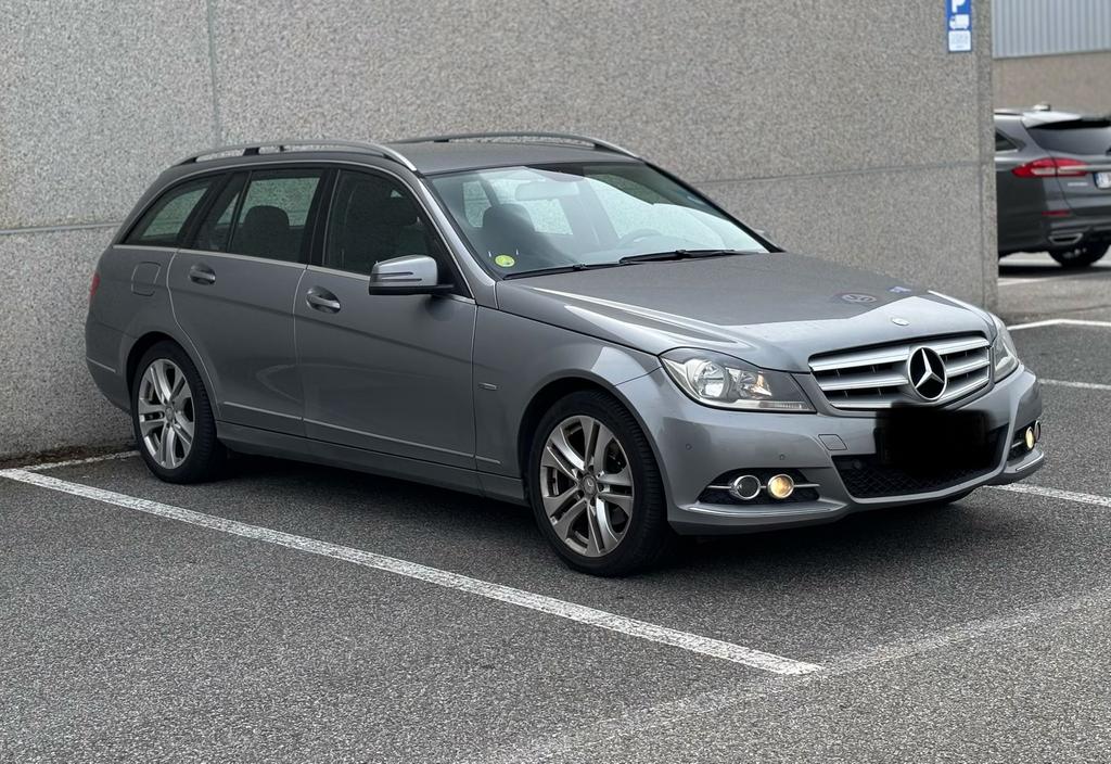 Mercedes C180 Facelift Avantgarde (2011) Euro 5 2.2 Diesel, Autos, Achat, Boîte manuelle, Diesel, Particulier