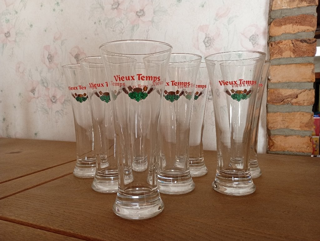 Lot van 8 Vieux Temps glazen, Ophalen, Zo goed als nieuw, Bierglas