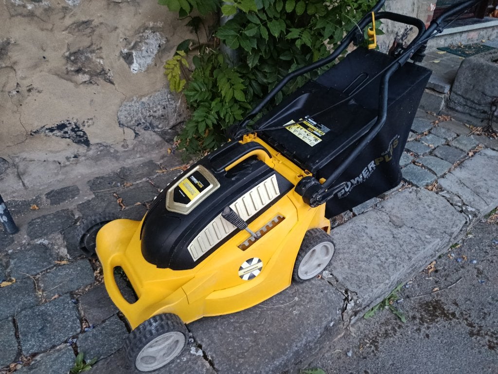 Tondeuse électrique poser plus, Enlèvement, Utilisé, Tondeuses à gazon électriques, Démarrage électrique