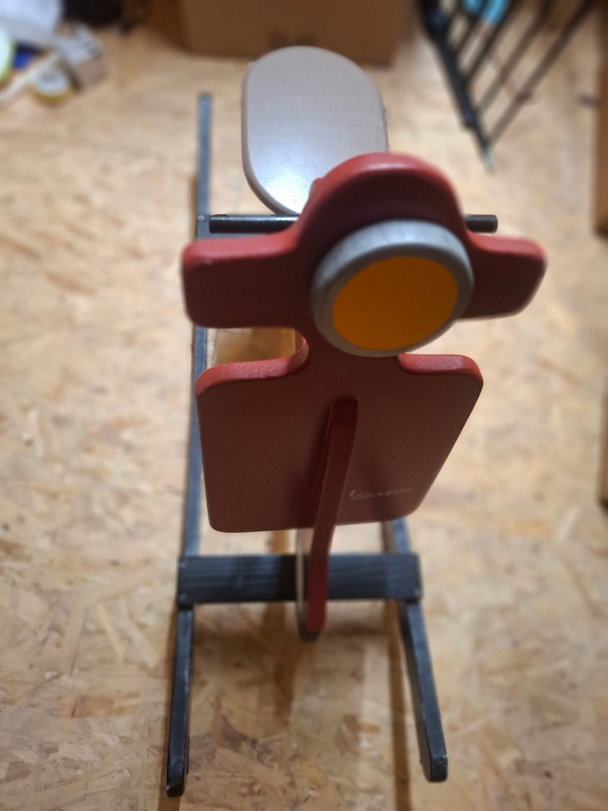 Vespa schommel, Ophalen