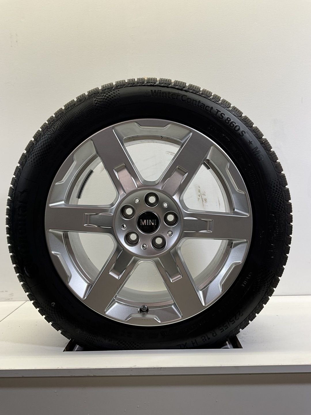 18’’MINI COUNTRYMAN U25 VELGEN WINTERBANDEN STYLE 944 *BLACK, Autos : Pièces & Accessoires, Pneus & Jantes, Neuf, Pneus et Jantes
