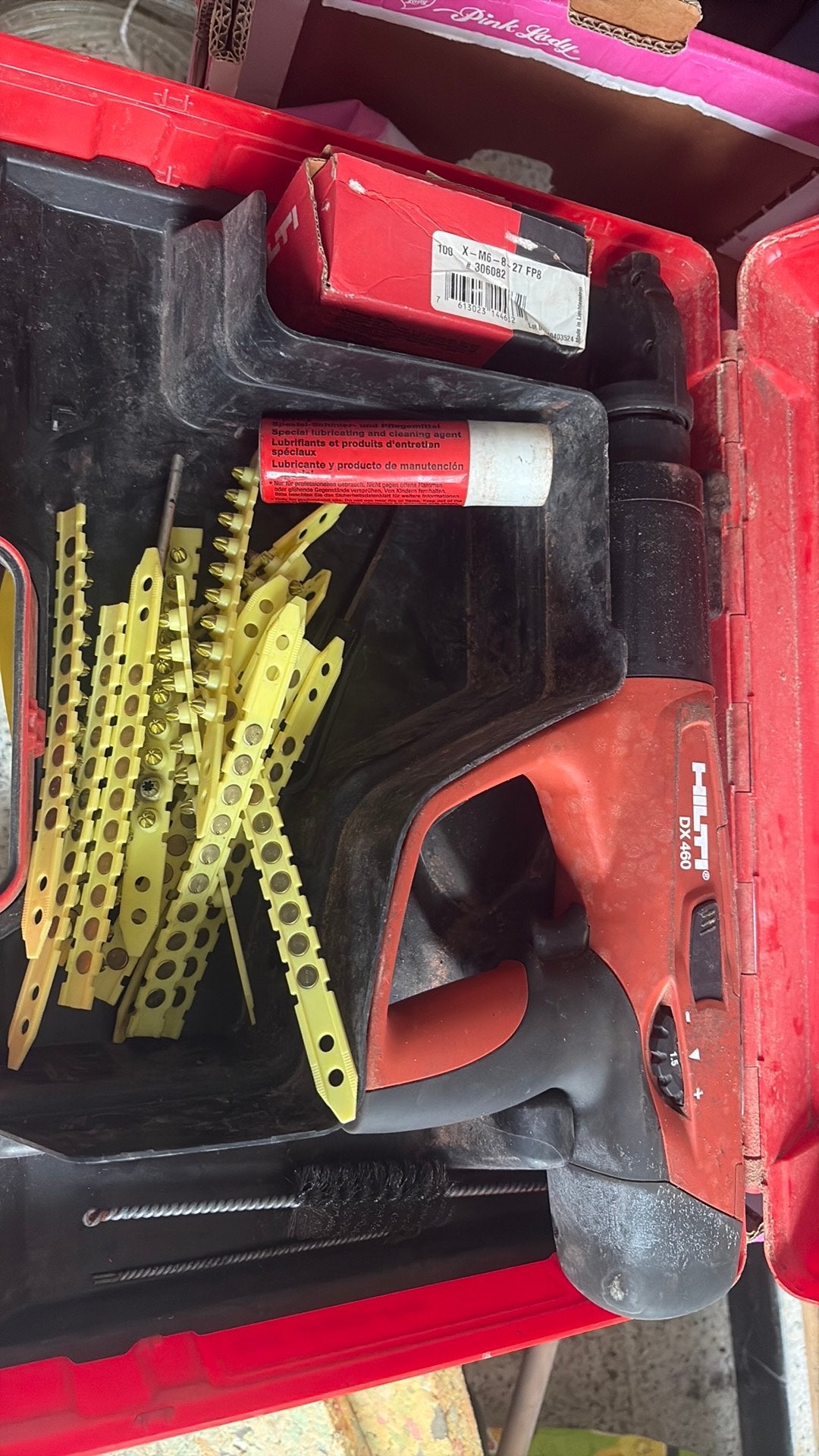 Hilti DX460F8, Ophalen, Gebruikt