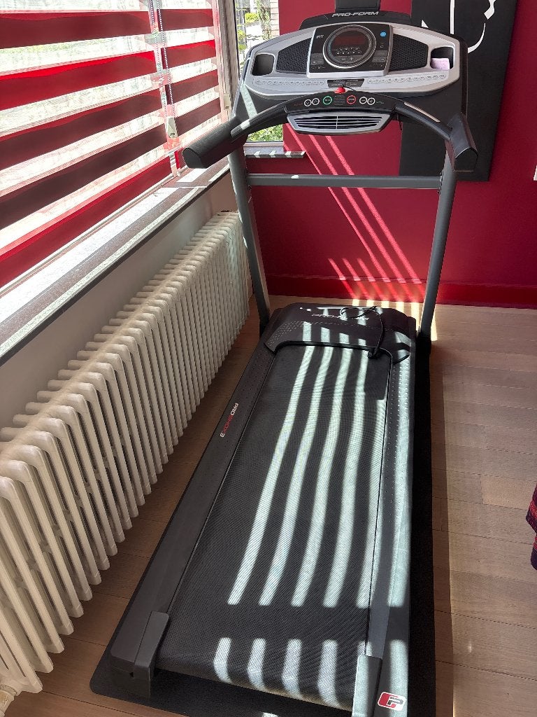 Loopband Nieuwstaat pro-form power 995i  proshox3 schokdemp, Enlèvement, Comme neuf, Jambes, Tapis roulant