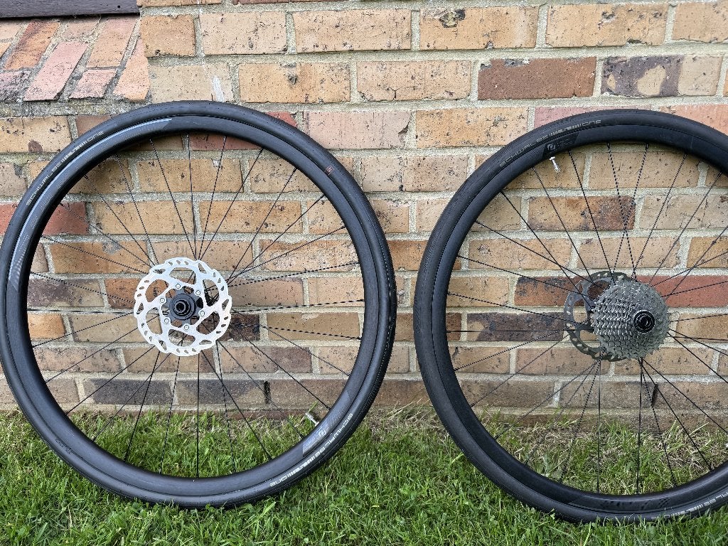 Roues Syncros vélo course et pneus Schwalbe, Enlèvement, Comme neuf, Autres types